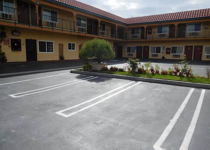 Diamond Inn